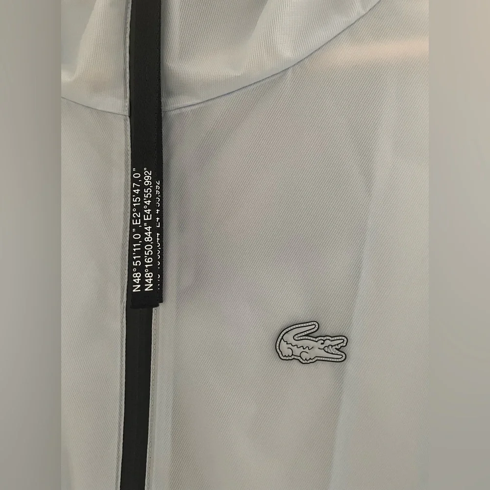 Lacoste Rain Jacket - Picture 6 of 6